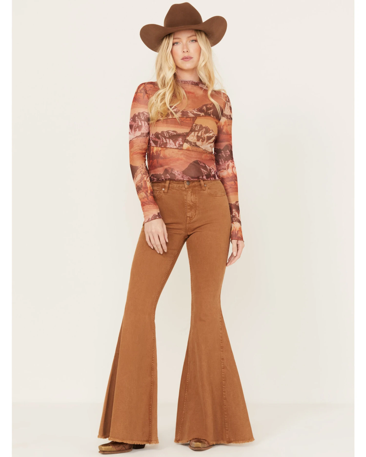 Shyanne Women's High Rise Super Flare Stretch Jeans - Image 2