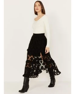 Shyanne Women's Diamond Embroidered Mesh Skirt